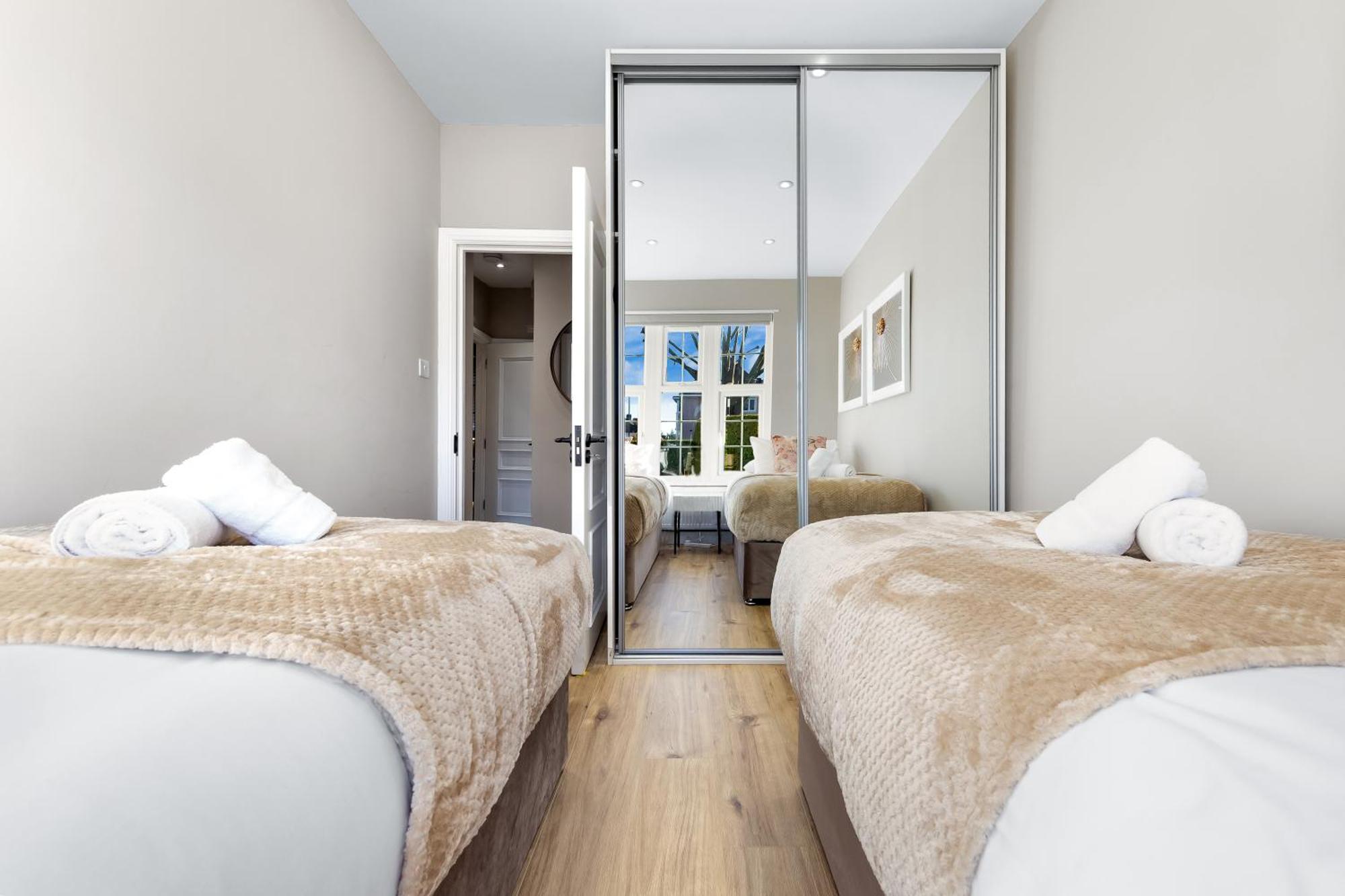 Apartament Luxury At Golders - Unico Residences Londra