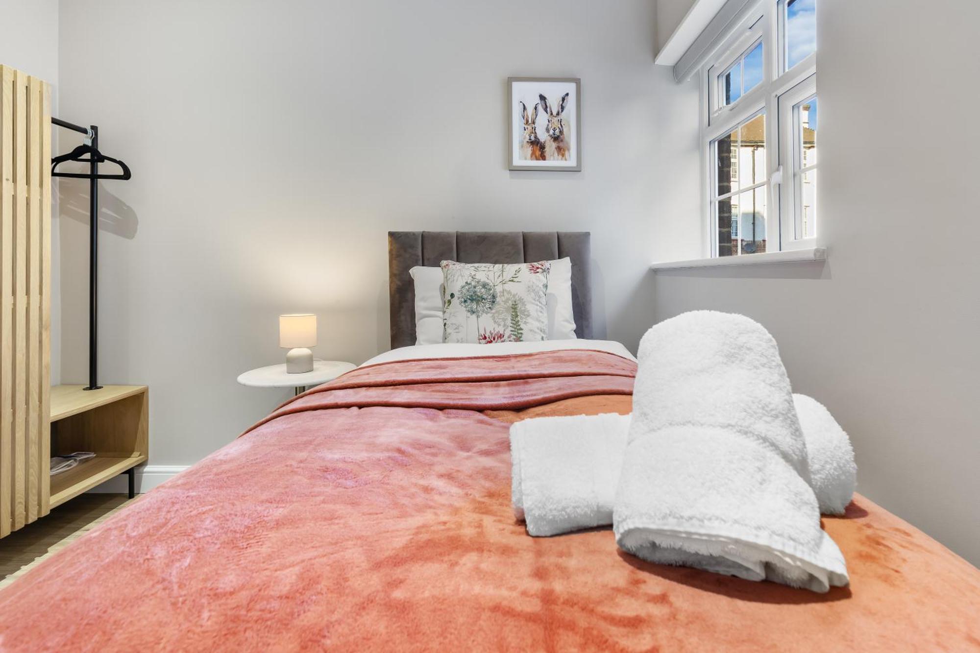 Luxury At Golders - Unico Residences * Londra
