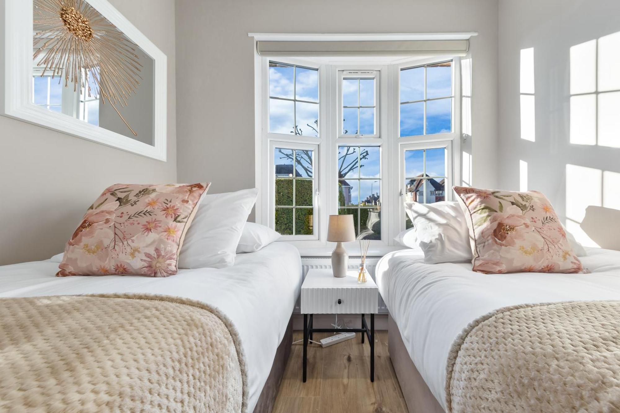 Apartament Luxury At Golders - Unico Residences Londra