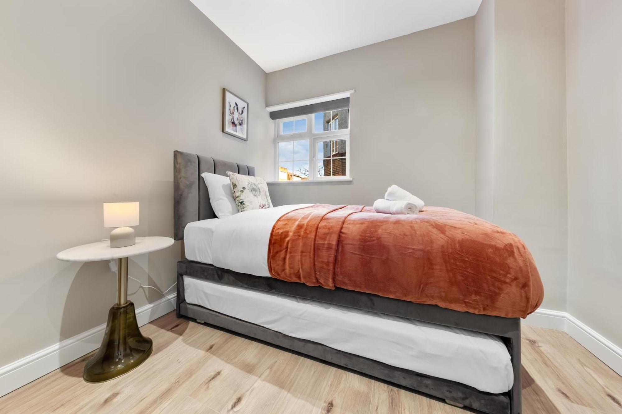Luxury At Golders - Unico Residences