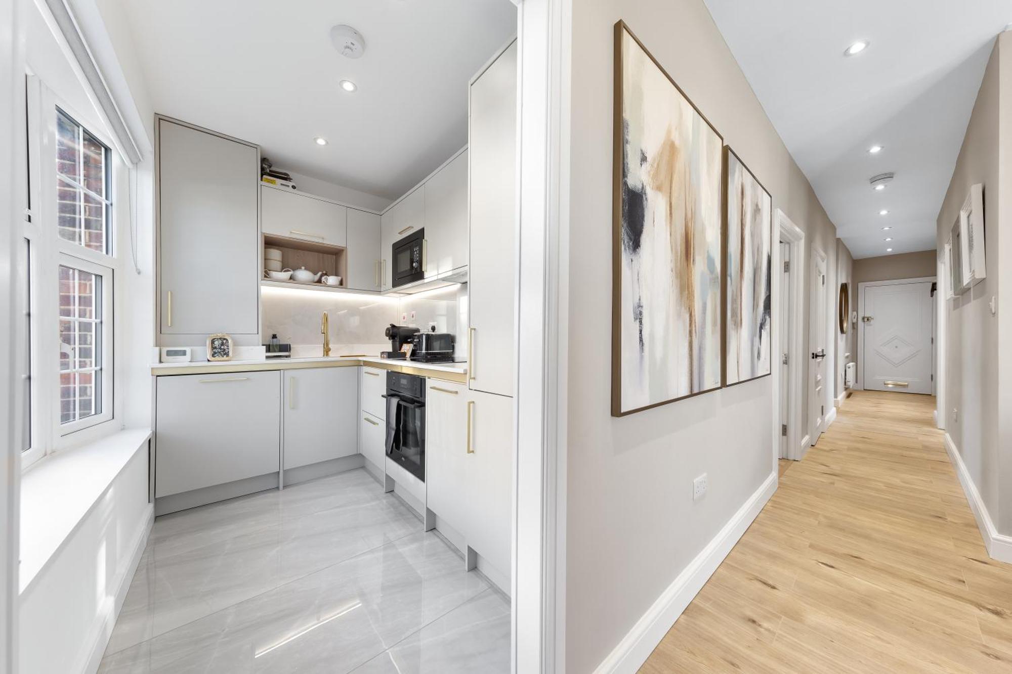 Luxury At Golders - Unico Residences * Londra