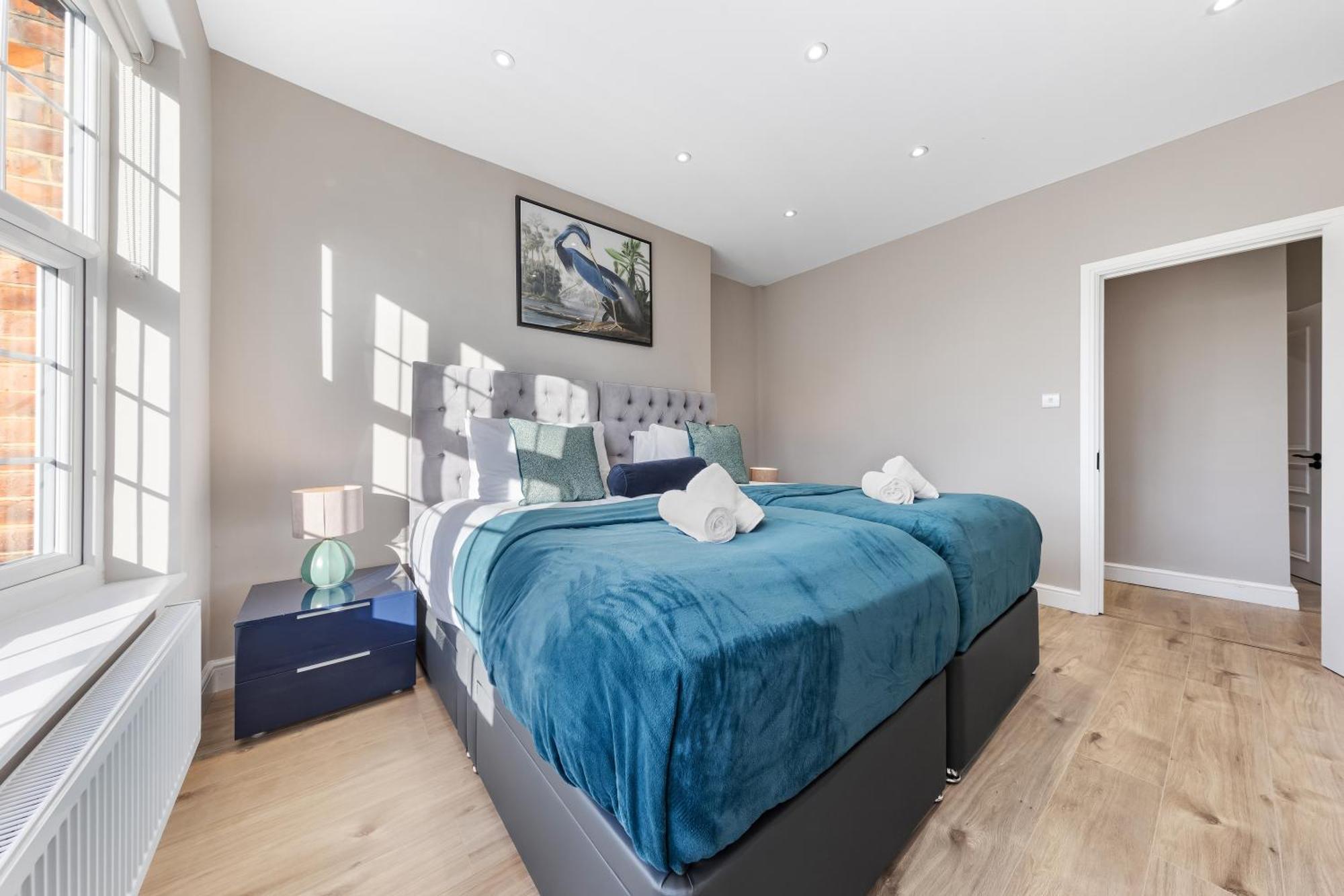 Luxury At Golders - Unico Residences Apartament