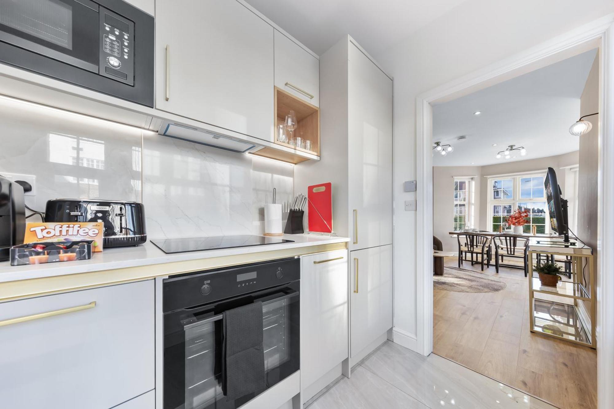 Apartament Luxury At Golders - Unico Residences