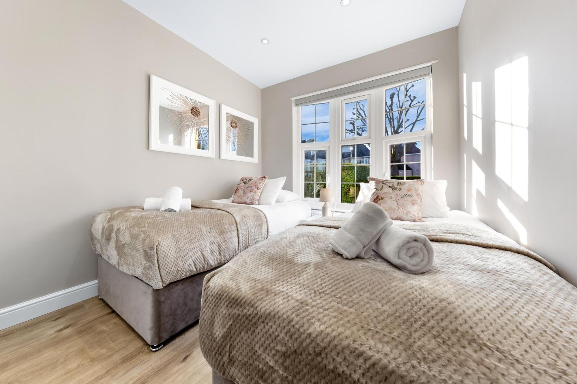 Apartament Luxury At Golders - Unico Residences *