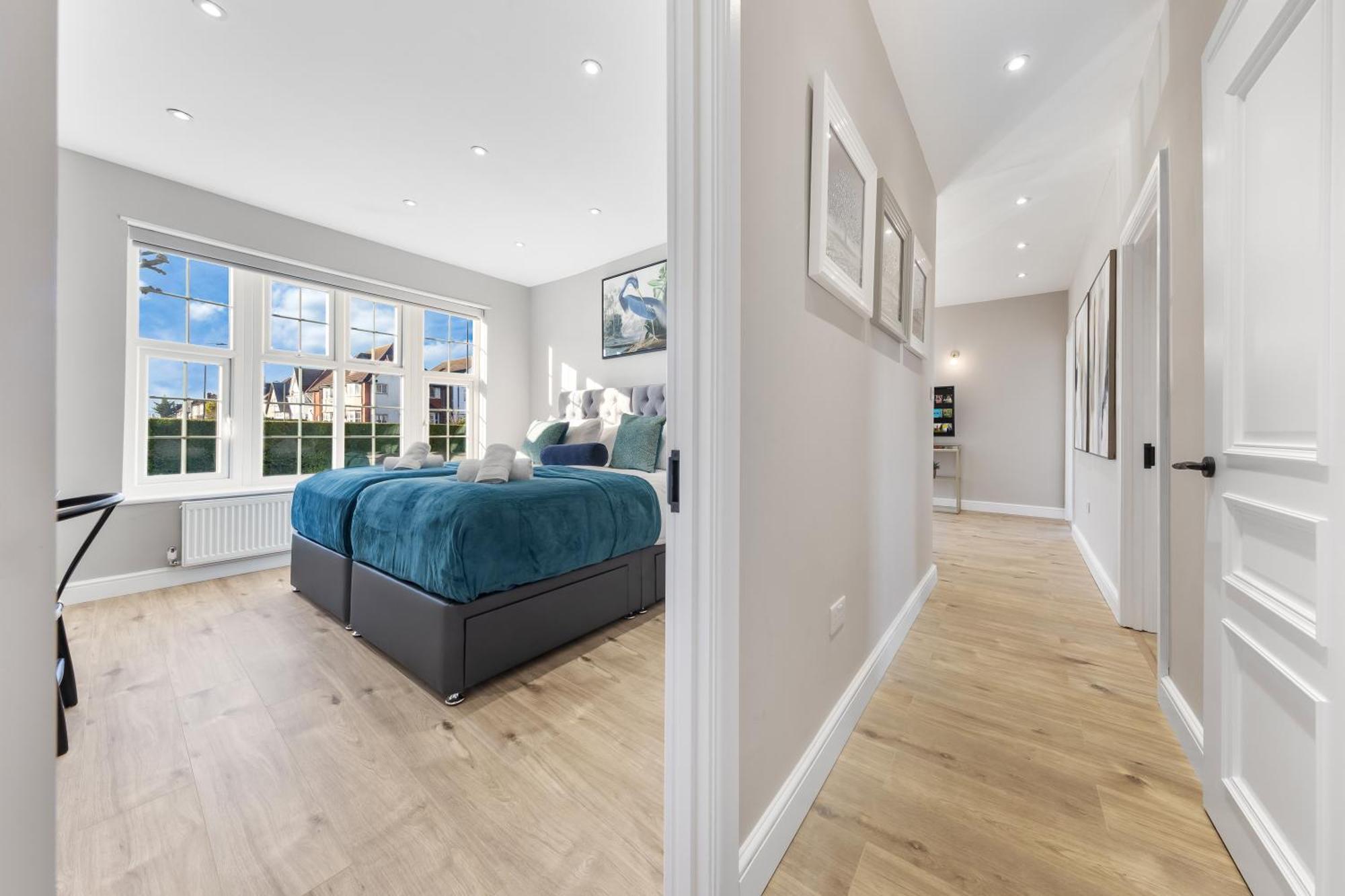 Luxury At Golders - Unico Residences * Londra